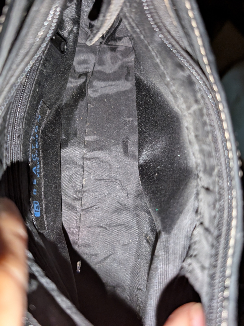 Kenneth Cole Reaction Black Leather Shoulder Bag - Picture 4 of 4